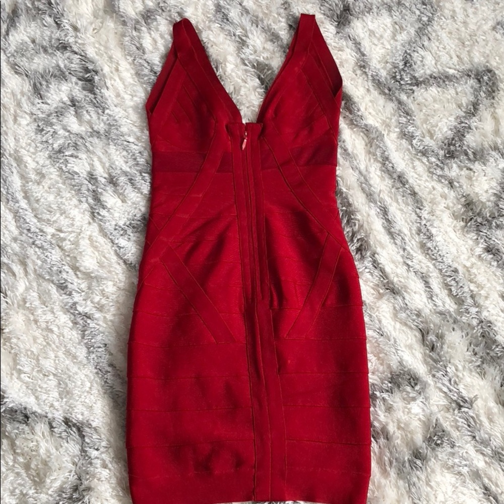 Dress - Picture 2 of 4